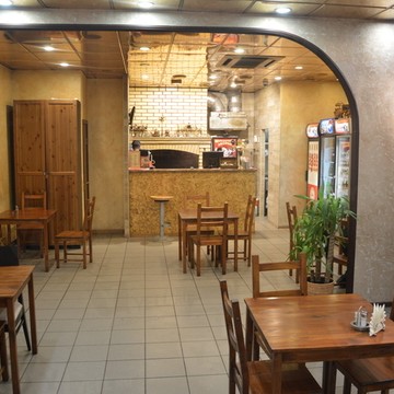 Кафе Шашлычный дворик на Братиславской улице фото 1