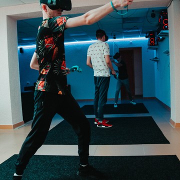 Клуб виртуальной реальности VR Point на улице Академика Королёва фото 3