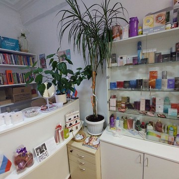 ​Пункт выдачи товара Oriflame на 9-й Парковой улице фото 3