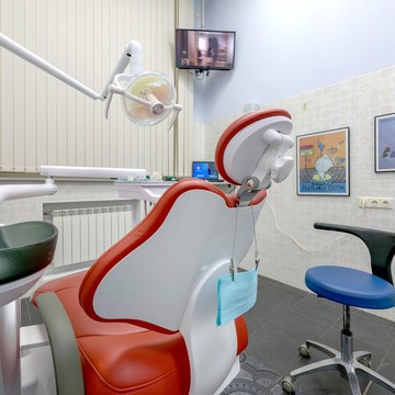 Круглосуточная стоматология Зубастик на Ленинском проспекте фото 1