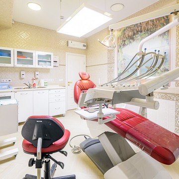 Европейский центр стоматологии и имплантации Maestro фото 1