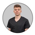 Фотография специалиста Азаров Артур Евгеньевич