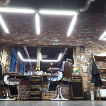 Мужская парикмахерская OldBoy barbershop на метро Стрешнево фото 3