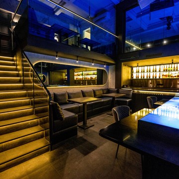 Стриптиз-клуб Зависть Show-Bar на Литейном проспекте фото 2