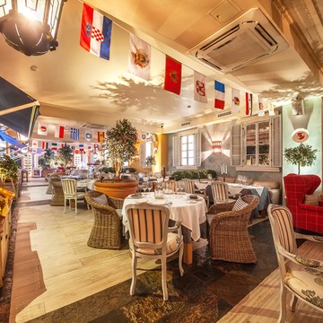Ресторан La Taverna фото 1