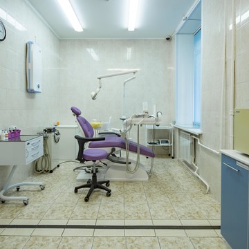 Стоматологическая клиника КерамДент фото 1