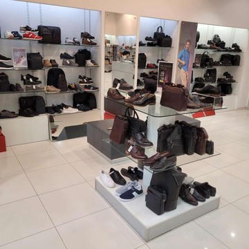 Салон обуви и аксессуаров Mascotte в ТЦ Мега Омск фото 2