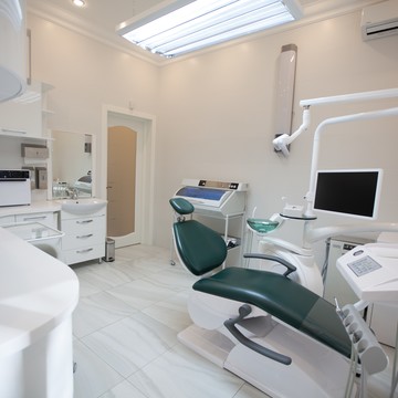 Центр семейной стоматологии Реноме фото 1