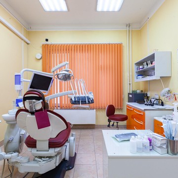 Стоматологическая клиника Отлично фото 1