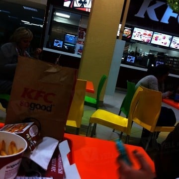 Ресторан быстрого питания KFC на Ленинском проспекте фото 1