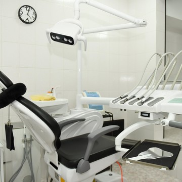 Стоматологическая клиника День и Ночь фото 3