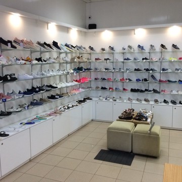 Магазин одежды и обуви, ИП Кучина Т.Г. фото 1