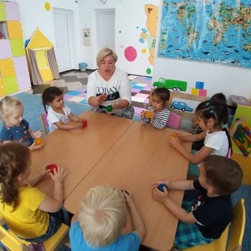 Частный детский сад Bambini Club на улице Чехова фото 1