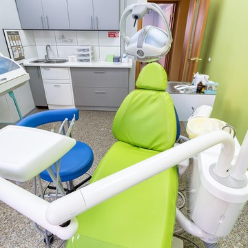 Стоматологическая клиника Виктория в микрорайоне Топкинский фото 2