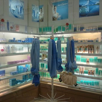 Магазин косметики и парфюмерии Л`Этуаль в Адмиралтейском районе фото 2