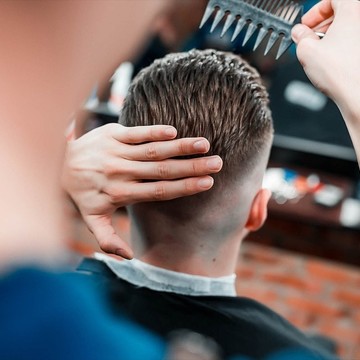 Мужская парикмахерская Big Bro на Ульяновской улице фото 3