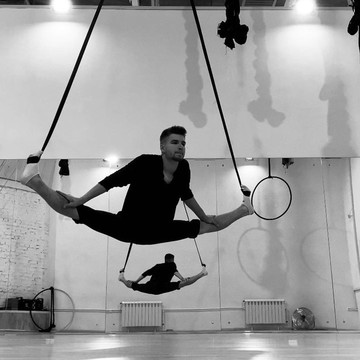 Студия гимнастики и акробатики для детей Circusstudio фото 3