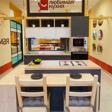 Мебельный салон Любимая Кухня на 22-м км Киевского шоссе фото 1