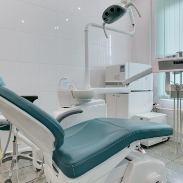 Стоматологическая клиника ВИ-ДЕНТ фото 1