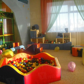 Прыгалки-Скакалки, детская игровая комната фото 3