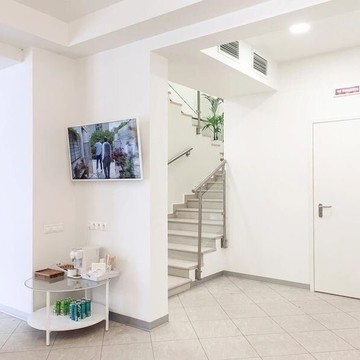 Стоматологическая клиника Ami Clinic (Ами Клиник) Зубы за 1 день на станции метро Таганская фото 2