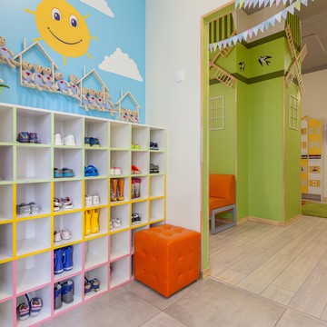Частный детский сад English Montessori Kindergarten фото 1