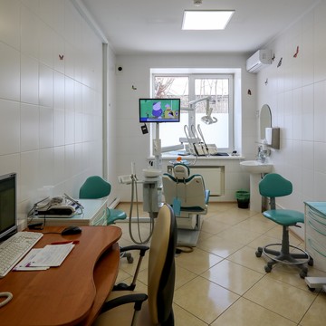 Стоматологическая клиника Дента-Эль на Большой Серпуховской фото 3