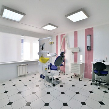 Центр стоматологии Астра на улице Дмитрия Мартынова фото 3
