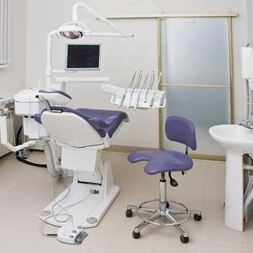 Стоматологическая клиника Дентаплюс на Древлянке фото 2