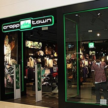 Магазин одежды и обуви Cropp фото 1