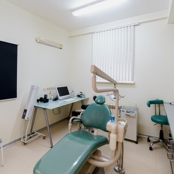 Стоматологическая клиника Визави в переулке Первостроителей фото 1