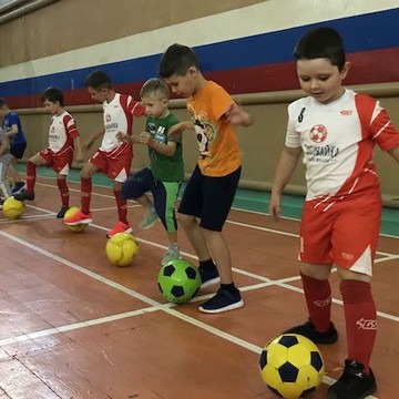 Футбольна школа для детей ЗабивайКа на улице Спутника фото 2