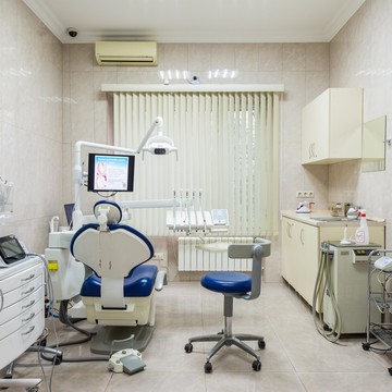 Стоматологическая клиника Реал-Дент фото 1