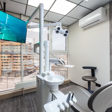 Стоматологическая клиника Dentistry Implant фото 1