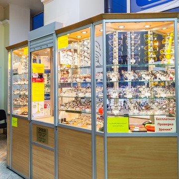 Магазин оптики ФортОптика в Московском районе фото 2
