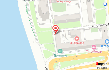 Центр паровых коктейлей Oblacko на улице Ленинградской на карте
