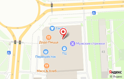 Перекресток на шоссе Революции на карте
