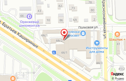 Производственно-торговая компания Уралрезинотехника на улице Братьев Кашириных на карте