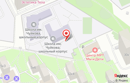 Школа им. Маршала В.И. Чуйкова на Зеленодольской улице на карте