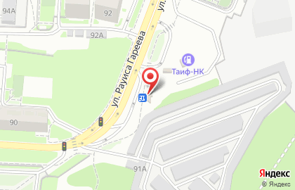 Киоск фастфудной продукции на улице Рауиса Гареева на карте