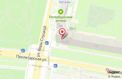Киберри на улице Веры Слуцкой на карте
