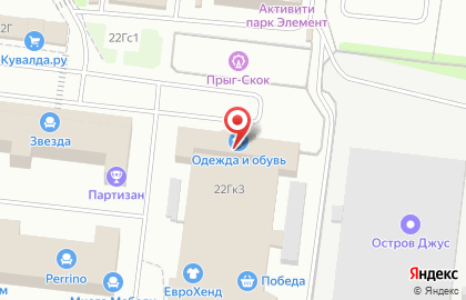 Торговый комплекс Звезда на Октябрьской улице на карте