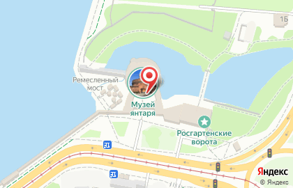 Студия Янтарный Дом на площади Маршала Василевского на карте