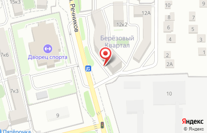 Кафе Hotdogger на улице Речников на карте