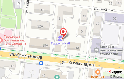 Женский фитнес-клуб Территория на улице Коммунаров на карте