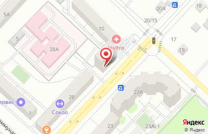 Магазин разливных напитков Чешский дворик на улице Максима Горького на карте