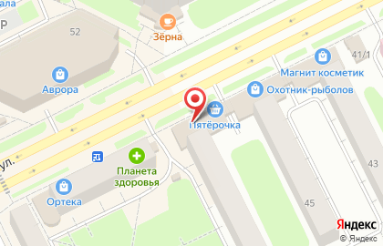Супермаркет Пятёрочка на Коммунистической улице на карте