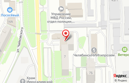 Белый на улице Чайковского на карте