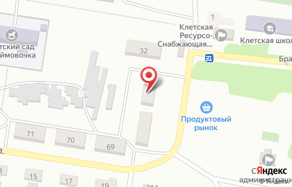 Магазин садово-хозяйственных товаров на улице микрорайона на карте