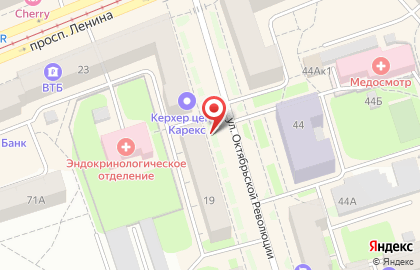 Чайка на улице Октябрьской Революции на карте